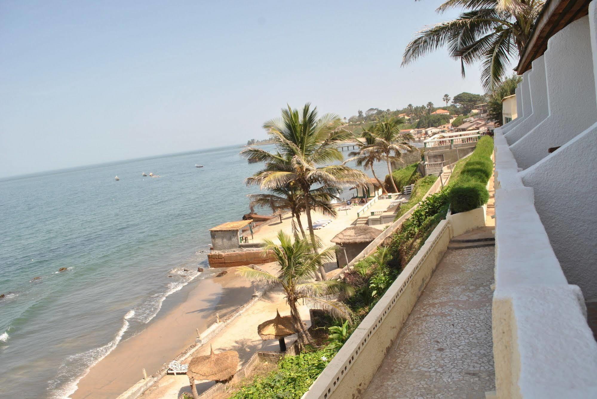 African Village Hotel Bakau Екстериор снимка